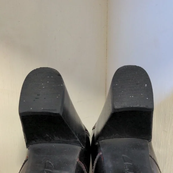 Clarks Deep Burgundy Leather Boots - Picture 7 of 7